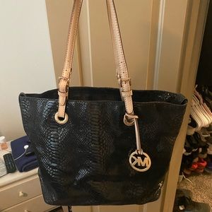 Black Michael Kors bag